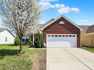 2307 Cedarmill Dr, Franklin, IN 46131