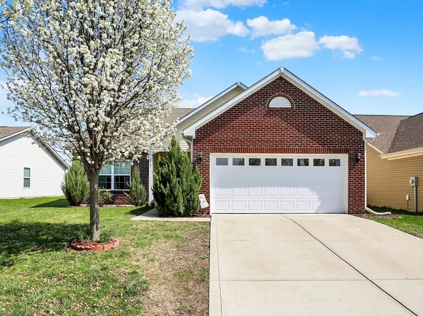 2307 Cedarmill Dr, Franklin, IN 46131