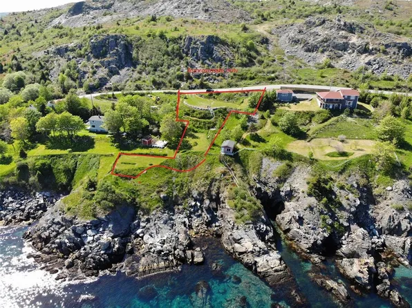 20 Freshwater Road, Carbonear, NL A1Y1C5