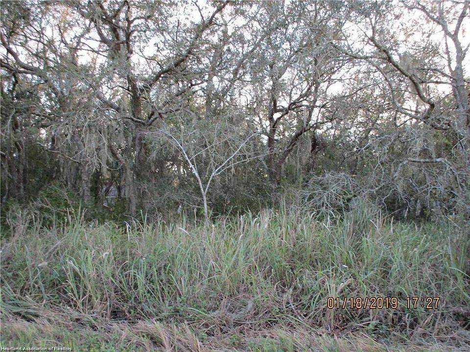 2nd image of 2063 W Columbine Rd