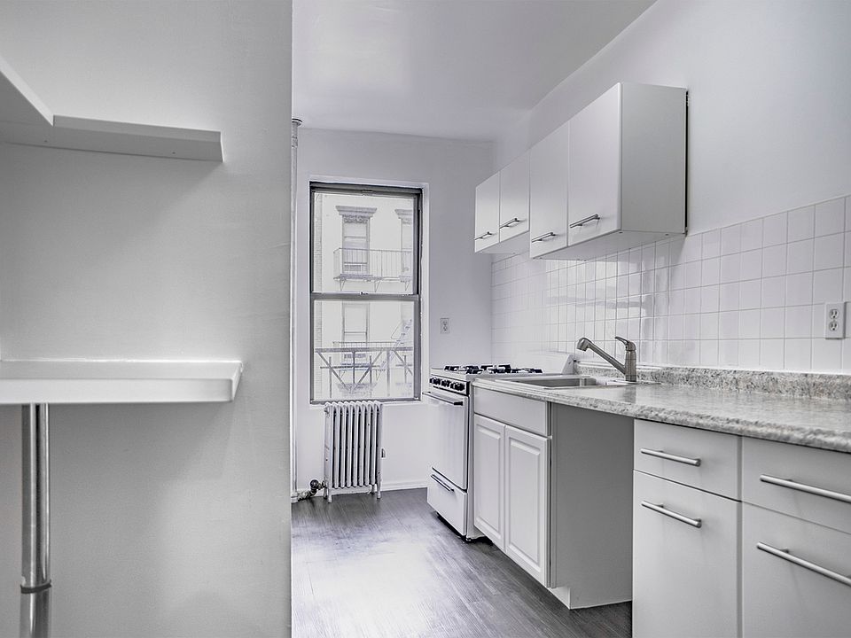 1st image of 245 Elizabeth St #6