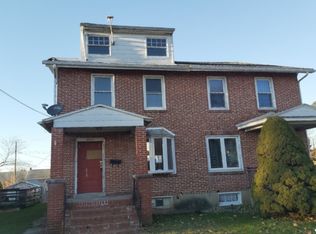 421 E Locust St, Fleetwood, PA