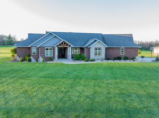 1611 E Base Line Rd, Centralia, IL 62801