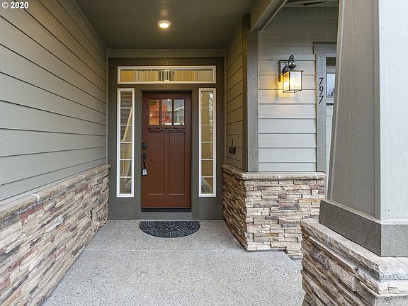 2nd image of 797 SE 78th Ave