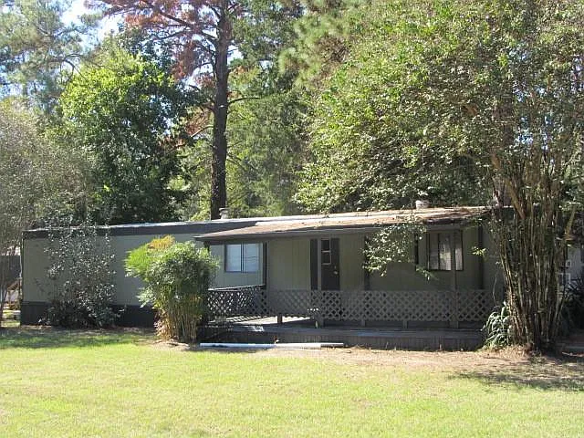 2 bed, 1.0 bath, 840 sqft, $750 — Photo 2