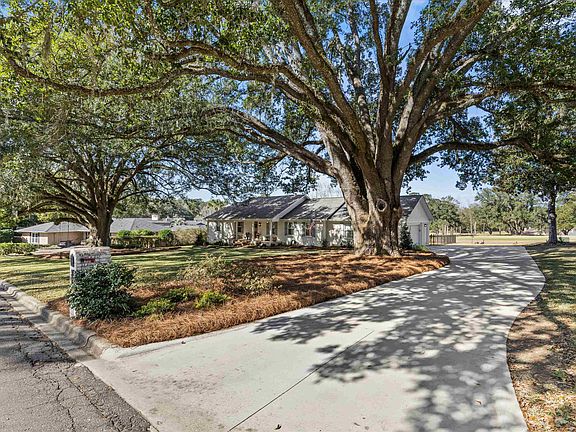 4th image of 2908 Tyron Cir