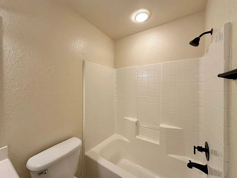 519 S 54th St — Photo 20