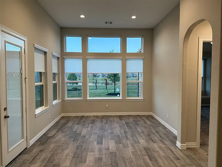 7414 Evelyn Grove Dr — Photo 13