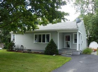 12 Hill St, Westford, MA 01886
