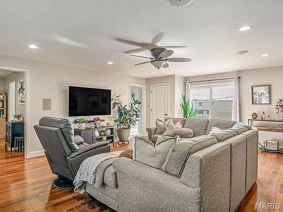 4th image of 700 Waterloo Dr