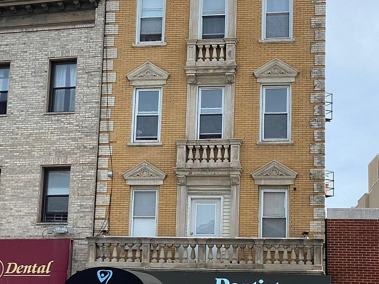 30 Ferry St #3A — Photo 1