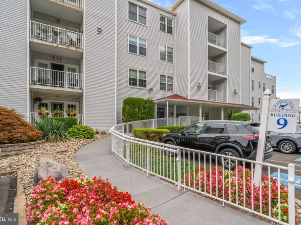 9106 Centennial Sta, Warminster, PA 18974