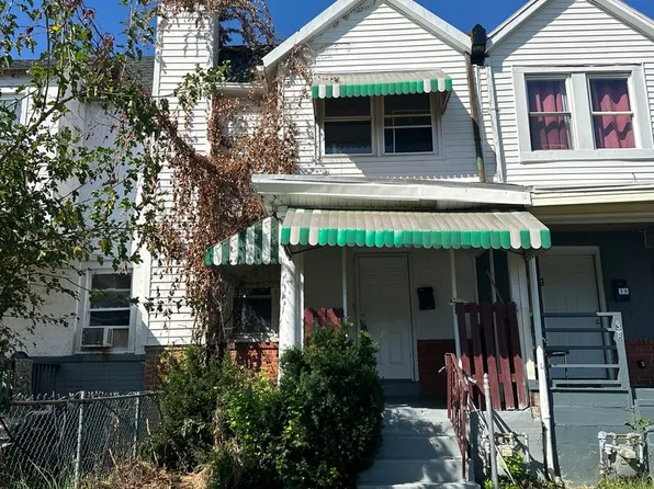 36 Summit St, Darby, PA 19023