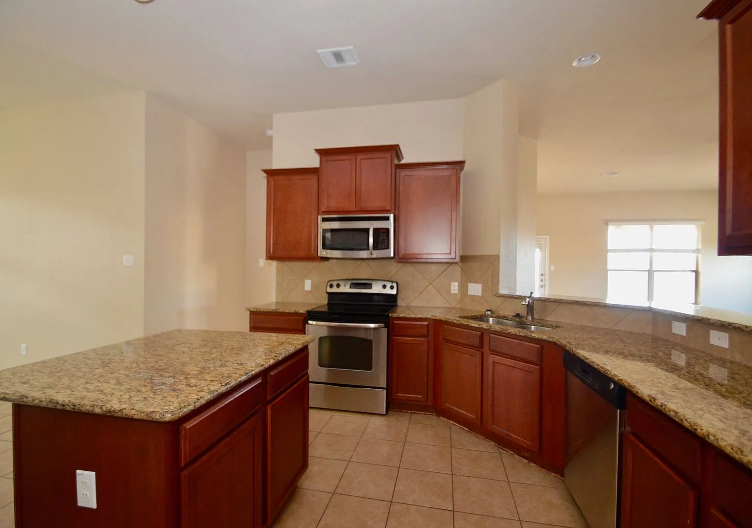 Beautiful New Home Available Now! — Photo 3