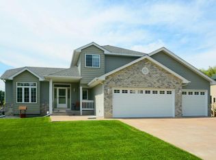 5485 157th St N, Hugo, MN 55038