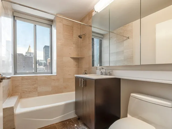 776 Sixth Avenue image 7 of 71