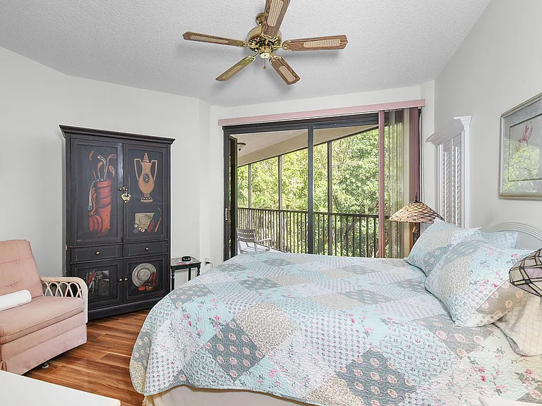221 NE Plantation Rd #316 — Photo 22