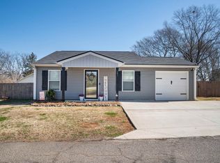 101 Gardenia Ln, Spartanburg, SC 29301