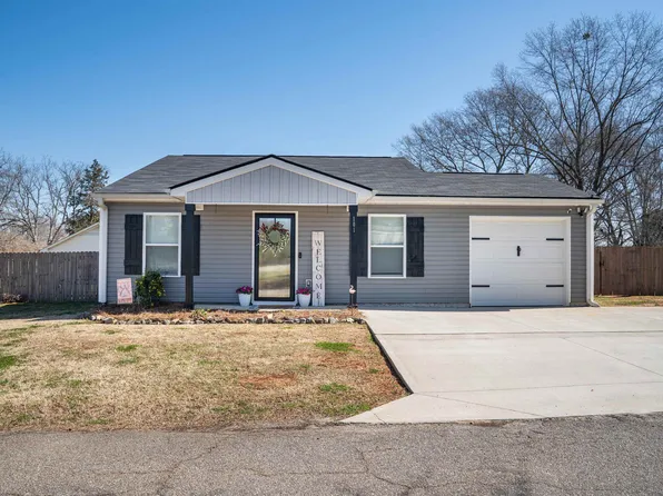 101 Gardenia Ln, Spartanburg, SC 29301