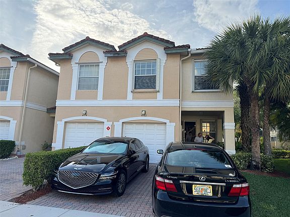 3rd image of 4782 NW 116th Terrace #4782