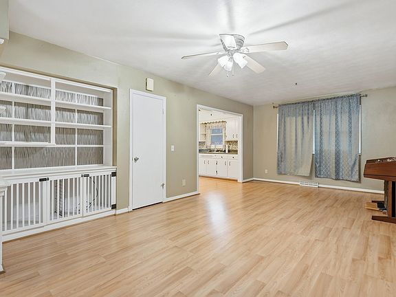 4th image of 713 N 13th St