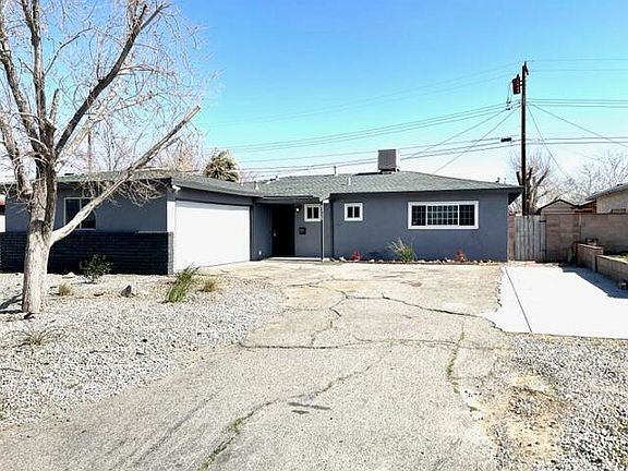 2nd image of 43720 Heaton Ave