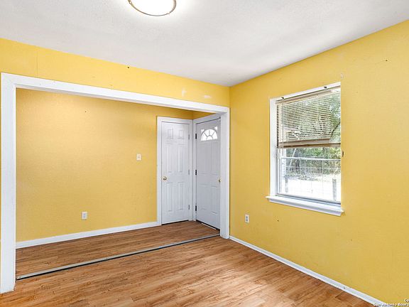 4th image of 22735 Shady Forest Dr