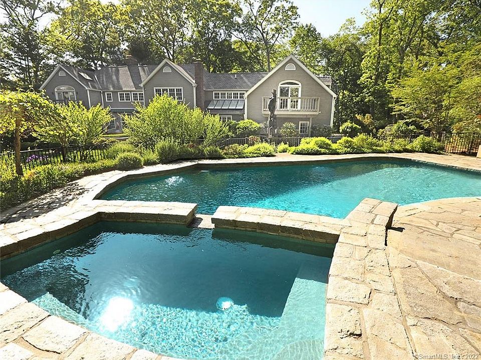 1st image of 29 Dogwood Ln