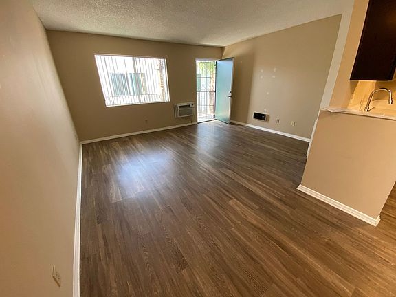 2nd image of 4479 Kansas St APT 3