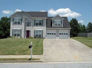 307 Pebblestone Dr, Loganville, GA 30052