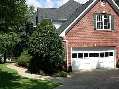 3rd image of 2215 Wildwood Lake Dr