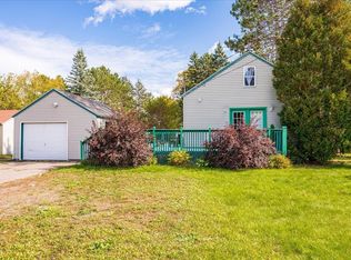 1022 Spring Lake Rd, Cloquet, MN 55720