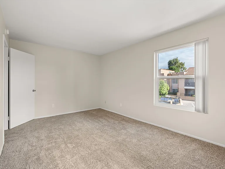 Ironwood Apartments — Photo 40