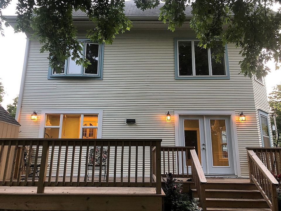 2nd image of 1203 S Main St