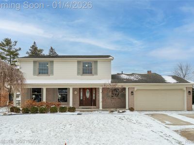 17937 Country Club Dr, Livonia, MI, 48152