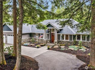23013 SE 222nd St, Maple Valley, WA 98038