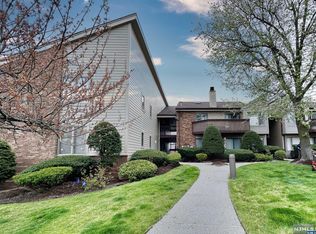 333 Liberty St APT 1, Little Ferry, NJ 07643