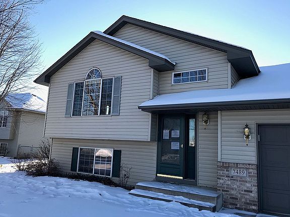 4th image of 7489 Wellington Dr