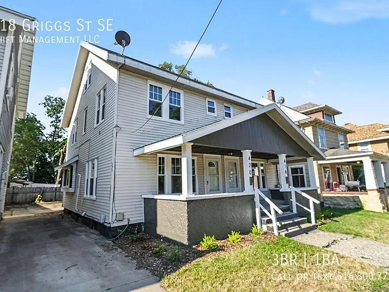 418 Griggs St SE — Photo 2