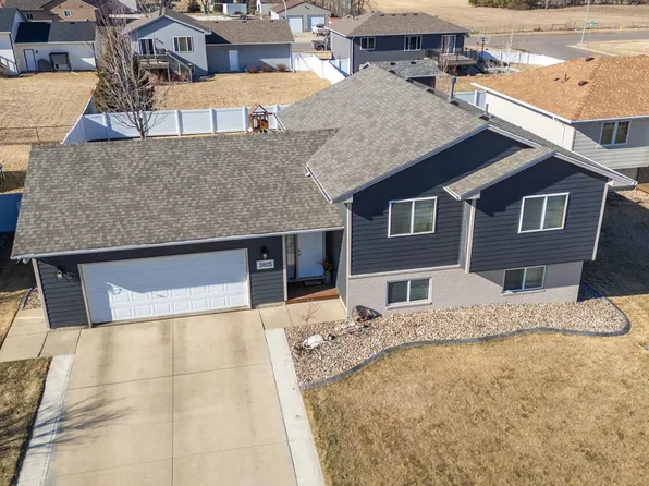 3805 S Camden Ave, Sioux Falls, SD 57106