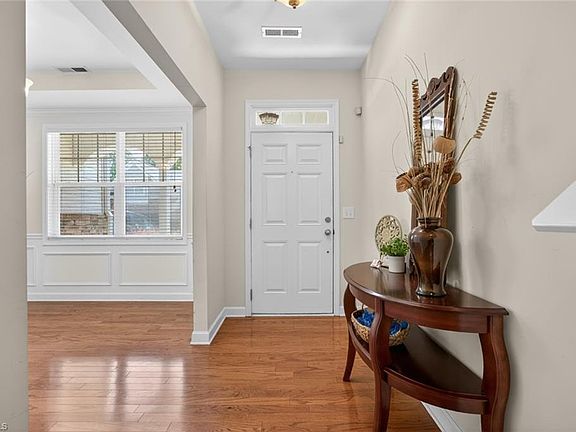 4th image of 3697 Davis Cup Dr