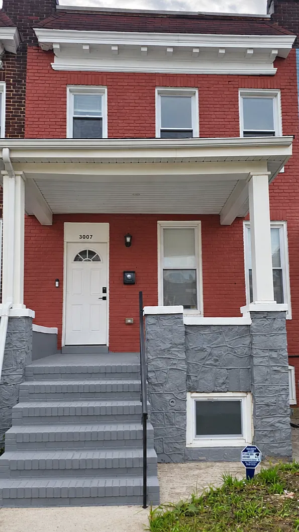 3 bed, 1739 sqft, $2,400 — Photo 1