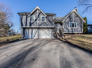 2622 N 3659th Rd, Sheridan, IL 60551