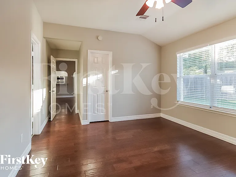 17110 Yeoman Way — Photo 11
