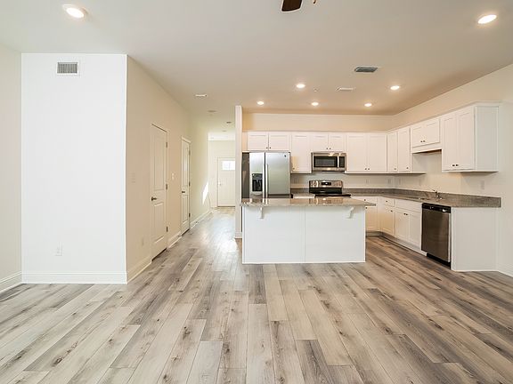 2nd image of 131 Cabot Ln #106