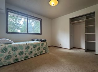 811 175th St SW #2, Bothell, WA 98012