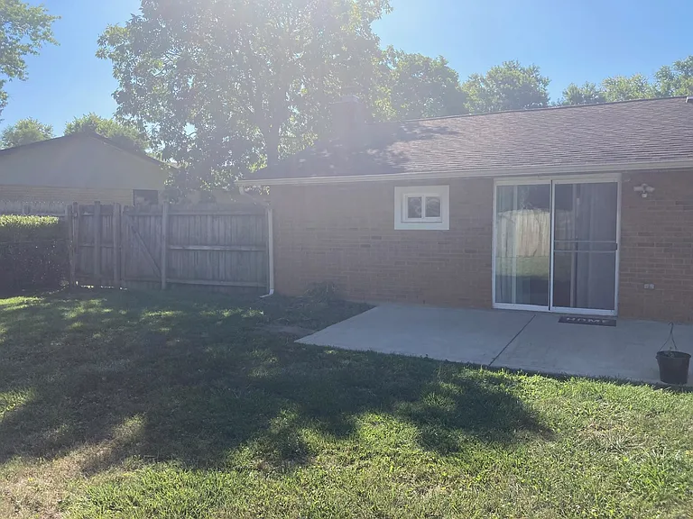 3700 Caracas Dr — Photo 28