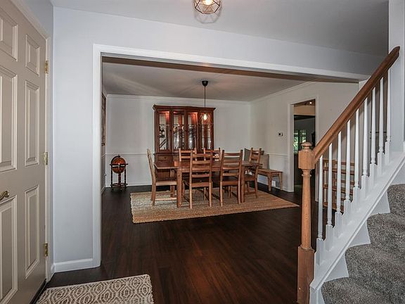 5th image of 7773 Fox Trail Ln