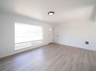 3707 S 150th St APT B, Seattle, WA 98188