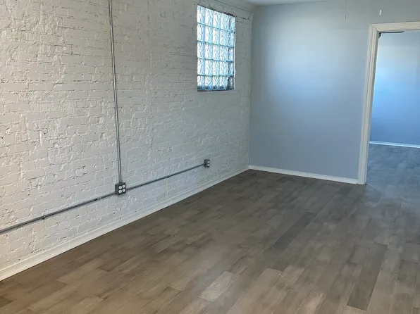 143 Main St N #6, Mendenhall, MS 39114
